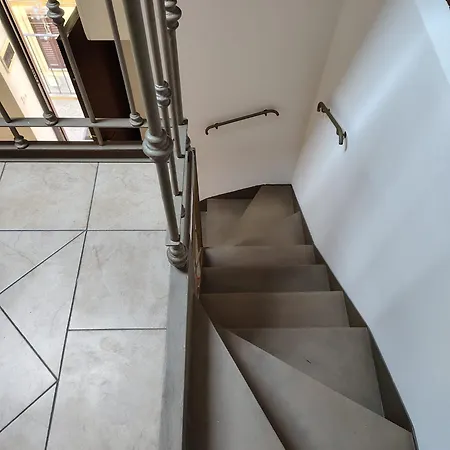 Logical Navigli Apartman Milánó